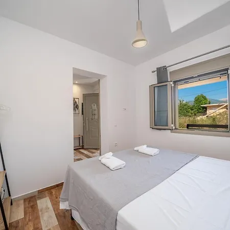 Mirabilia * Sami (Kefalonia)